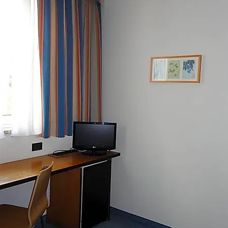 Cravero Rooms