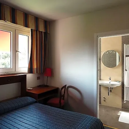 Cravero Rooms Hotel