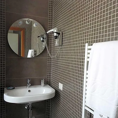 Cravero Rooms