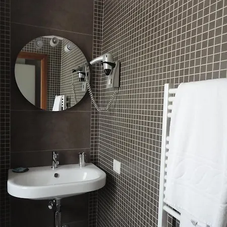 Cravero Rooms 3*